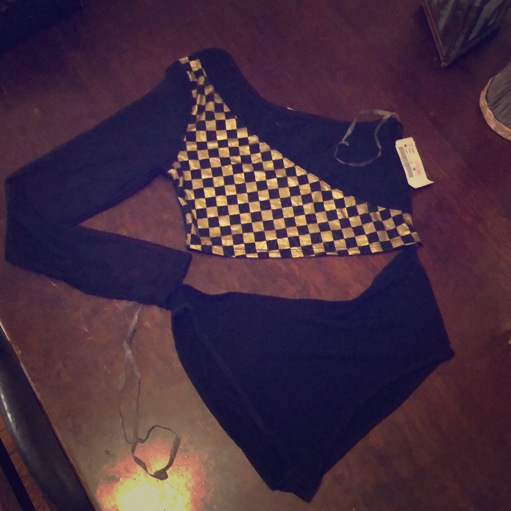 Cropped top